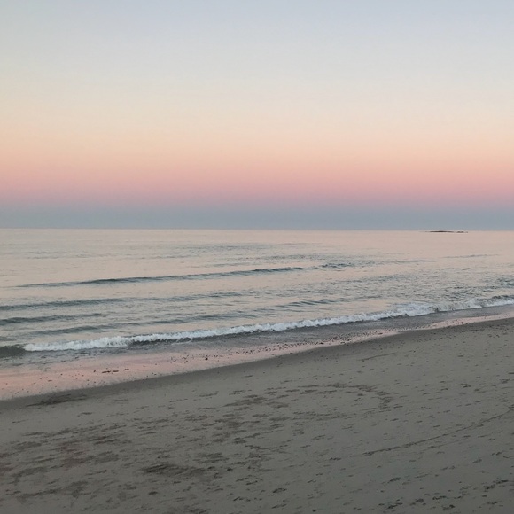 Meet your Posher, Stephanie - Picture 1 of 1